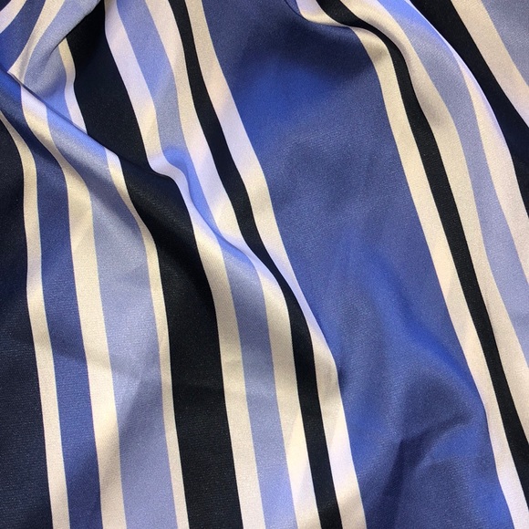 NEW!!! HP π₯³π₯³π₯³Zara Blue Striped Jumpsuit - Picture 9 of 16